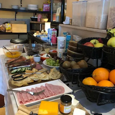 Amber Hill 3* Galway