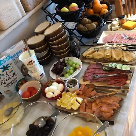 Amber Hill 3* Galway