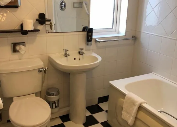 Amber Hill 3* Galway