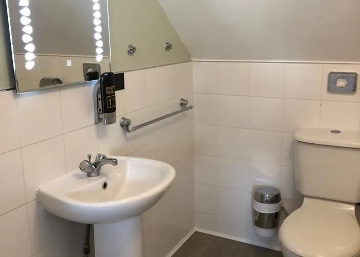 Amber Hill 3* Galway